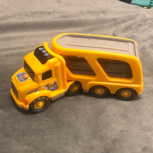 Other - Toy Truck Car Hauler